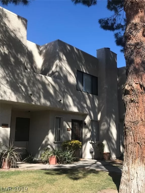 MLS: 2075913 Condo For Sale