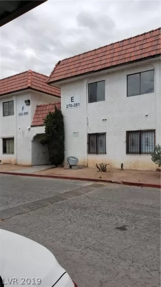 Photo #3: 2075917 Listing 