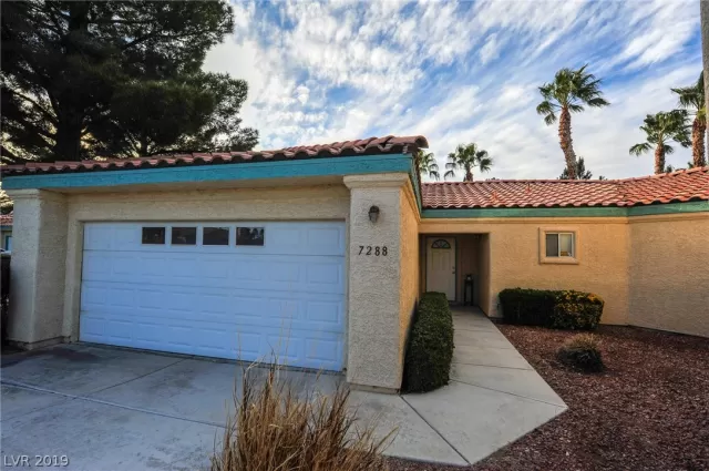 MLS: 2075936 Condo For Sale