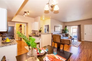 Photo #1: 2075996 Listing 