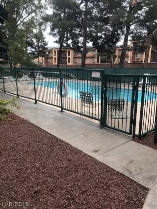 Photo #2: 2076009 Listing