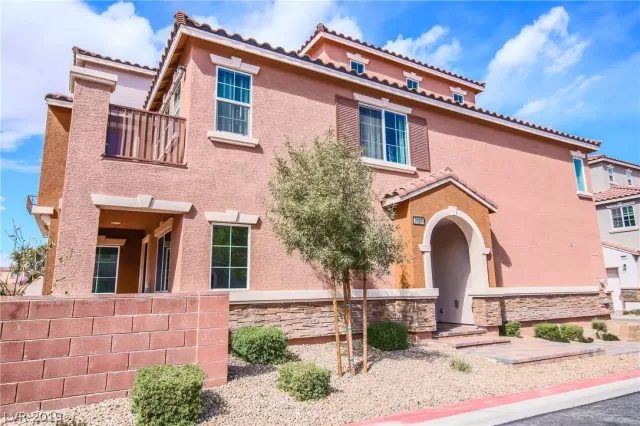 MLS: 2076048 Condo For Sale