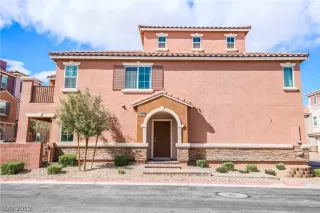 Photo #1: 2076048 Listing