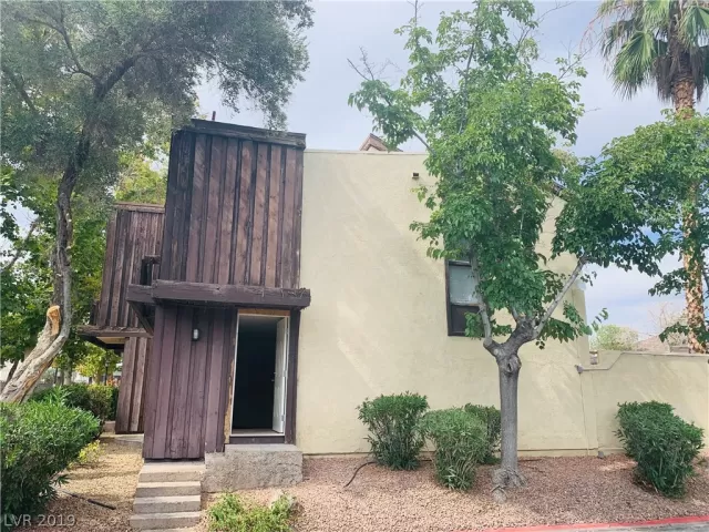 MLS: 2076122 Condo For Sale