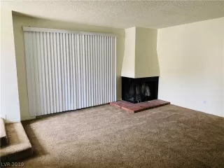 Photo #2: 2076122 Listing