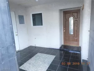 Photo #1: 2076143 Listing 