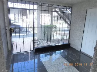 Photo #2: 2076143 Listing 