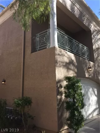 Photo #3: 2076165 Listing 