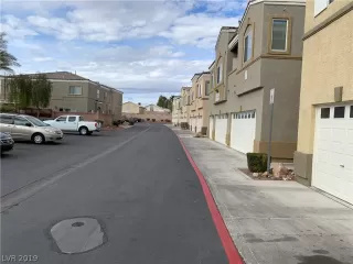 Photo #2: 2076244 Listing