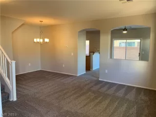 Photo #5: 2076244 Listing