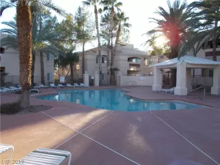 Photo #1: 2076291 Listing 