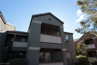Photo #3: 2076323 Listing