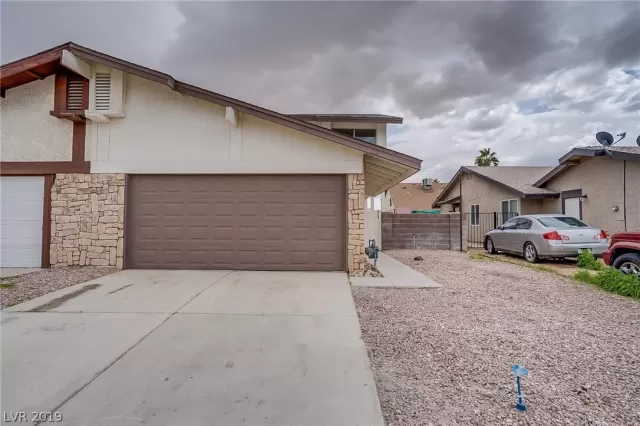 MLS: 2076328 Condo For Sale