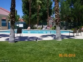 Photo #3: 2076332 Listing 