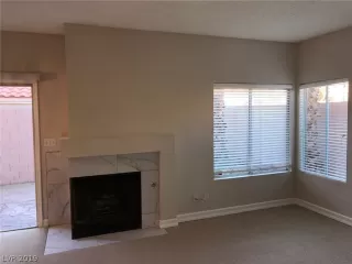 Photo #6: 2076332 Listing 