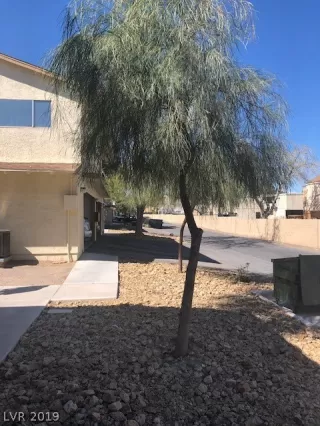 Photo #2: 2076333 Listing