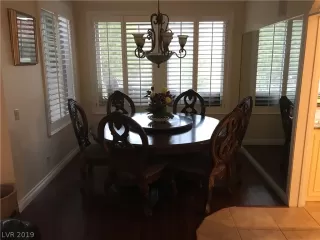 Photo #5: 2076374 Listing 