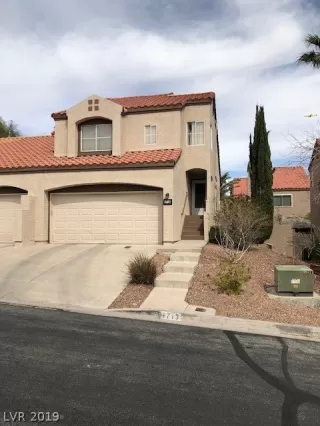 Photo #1: 2076385 Listing