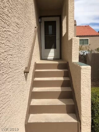 Photo #2: 2076385 Listing