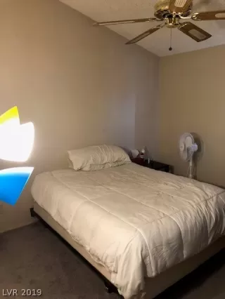 Photo #5: 2076385 Listing