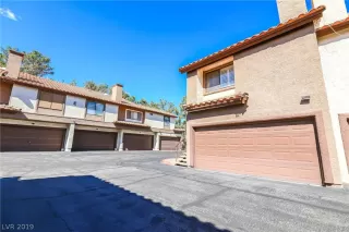 Photo #3: 2076421 Listing