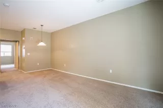 Photo #6: 2076477 Listing 