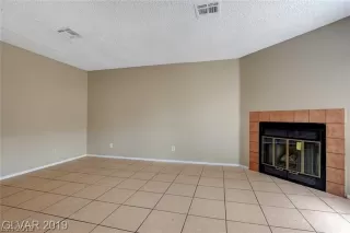 Photo #3: 2076500 Listing