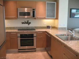 Photo #1: 2076547 Listing