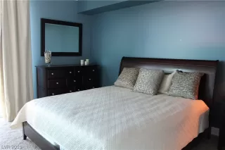 Photo #4: 2076547 Listing