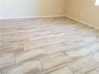 Photo #2: 2076549 Listing 