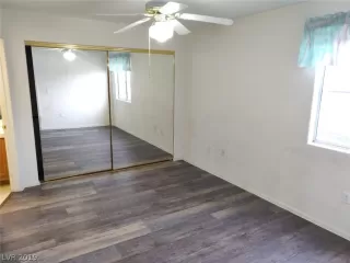 Photo #3: 2076552 Listing 