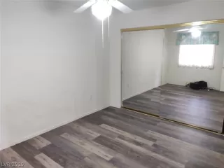 Photo #5: 2076552 Listing 