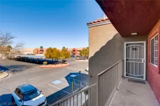 Photo #2: 2076556 Listing 