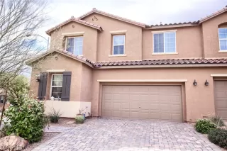 Photo #3: 2076566 Listing