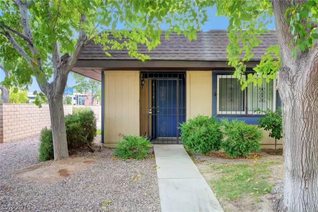 MLS: 2076597 Condo For Sale