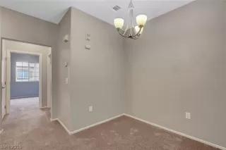 Photo #5: 2076601 Listing 