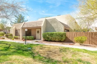 Photo #3: 2076629 Listing