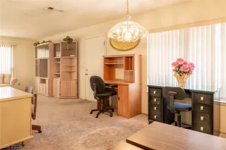 Photo #6: 2076629 Listing