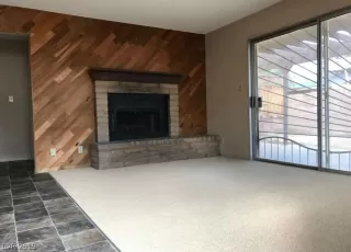 Photo #6: 2076681 Listing 