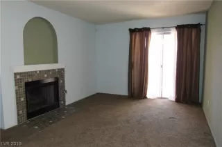 Photo #5: 2076736 Listing 