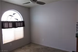 Photo #6: 2076736 Listing 