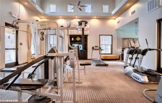 Photo #2: 2076788 Listing 