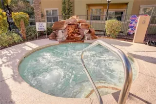 Photo #6: 2076788 Listing 