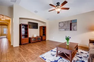 Photo #1: 2076831 Listing 