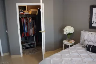 Photo #3: 2076867 Listing