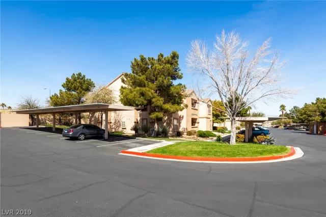 MLS: 2076906 Condo For Sale