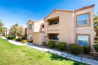 Photo #3: 2076906 Listing