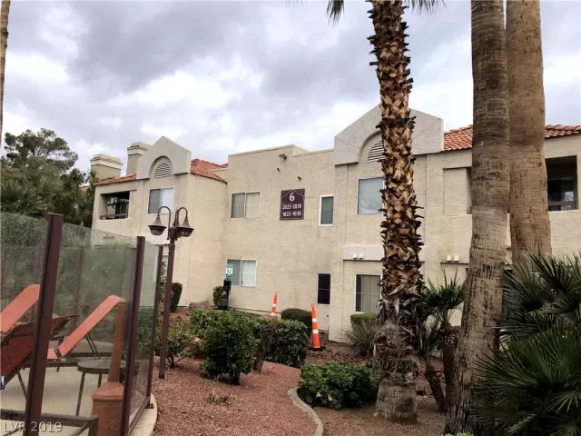 MLS: 2076917 Condo For Sale