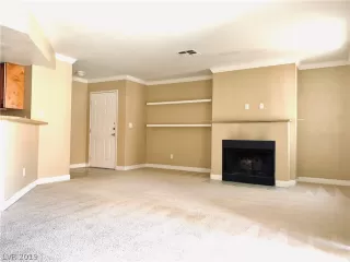 Photo #3: 2076917 Listing