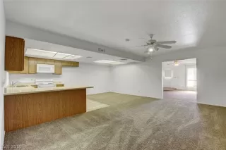 Photo #6: 2076923 Listing 